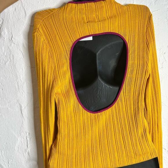 BDG Kiara Open Back Ribbed Long Sleeve Sweater Top Mustard Women's Size Medium - Picture 5 of 7